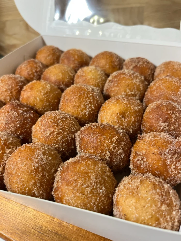 cin puff puffs1 Cinnamon coated puff puffs